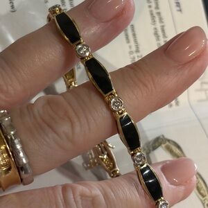 Bracelet in 14kt Yellow Gold, Natural Onyx and .70ct natural Diamonds